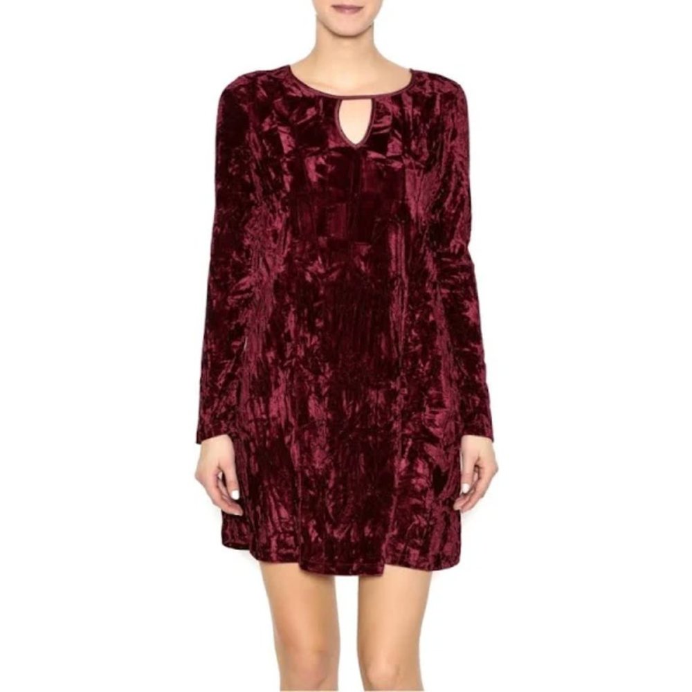 NWT Jack by BB Dakota Women’s Long Sleeve Crushed Velvet Dress Merlot - Medium